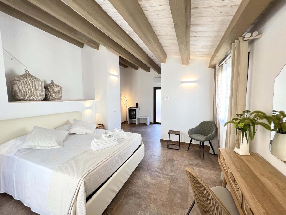 L'Ulivo Comfort Rooms 泰拉西尼 外观 照片