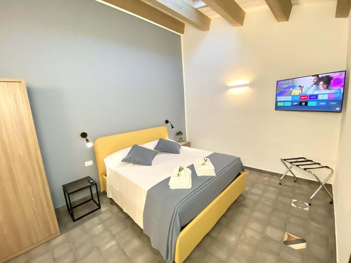 L'Ulivo Comfort Rooms 泰拉西尼 外观 照片