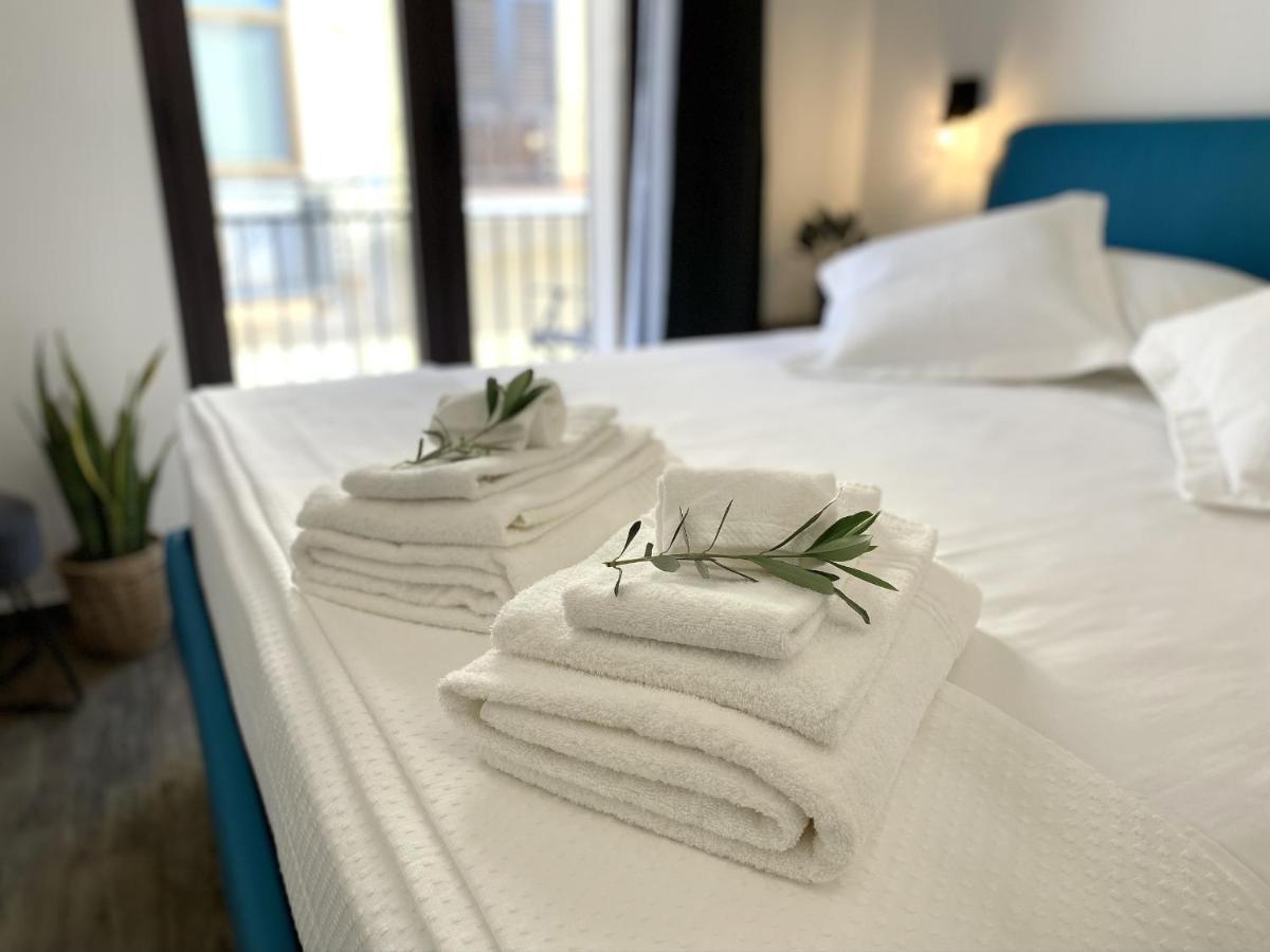 L'Ulivo Comfort Rooms 泰拉西尼 外观 照片